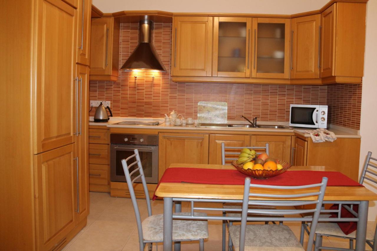 סליאמה Diana House Apartment מראה חיצוני תמונה