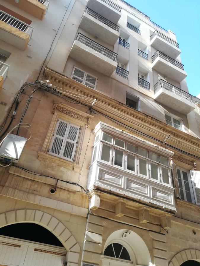 סליאמה Diana House Apartment מראה חיצוני תמונה